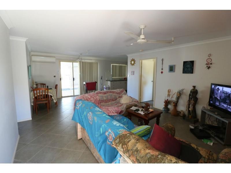 4 Wallace Street, Apple Tree Creek QLD 4660