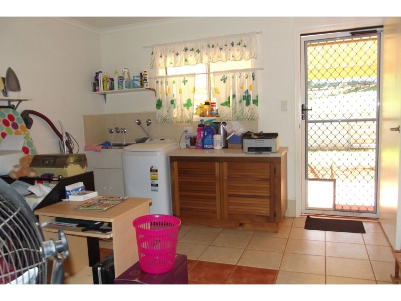 5 Nelson Street, Childers QLD 4660