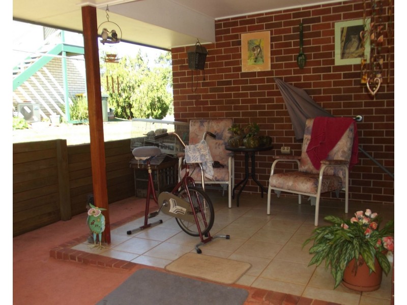 5 Nelson Street, Childers QLD 4660