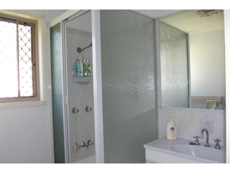 34 Redgwell Close, Apple Tree Creek QLD 4660