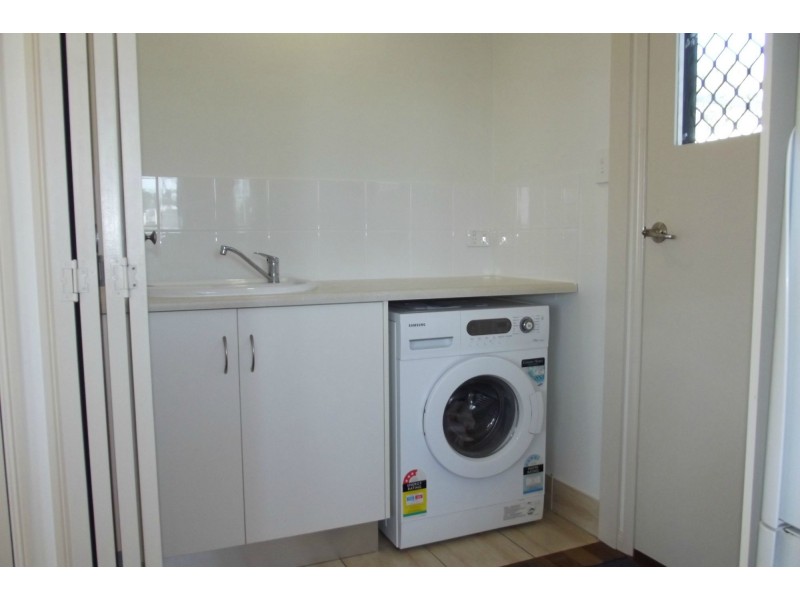 27 Steley Street, Buxton QLD 4660