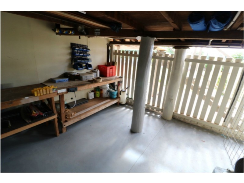 17 West Street, Childers QLD 4660