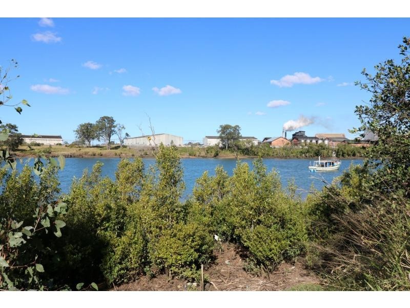 108 Waterview Road, Bundaberg North QLD 4670