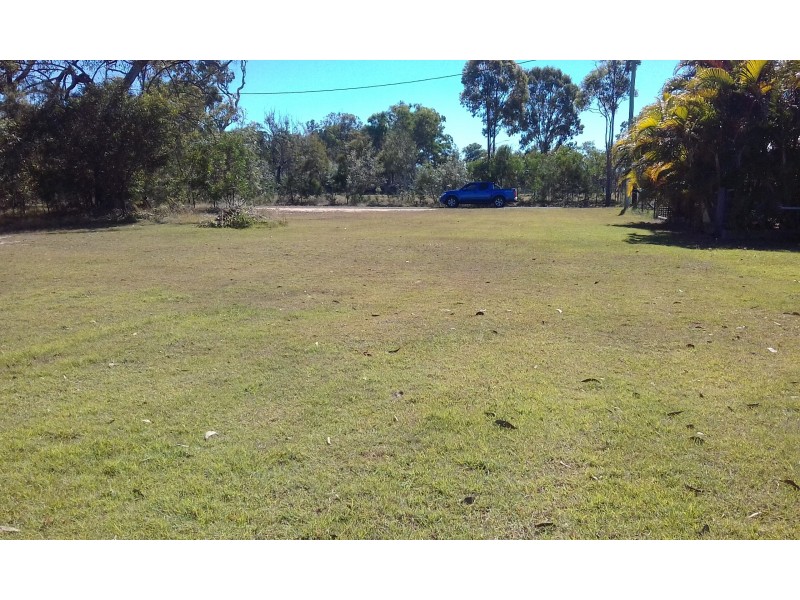 13 Smith St, Buxton QLD 4660