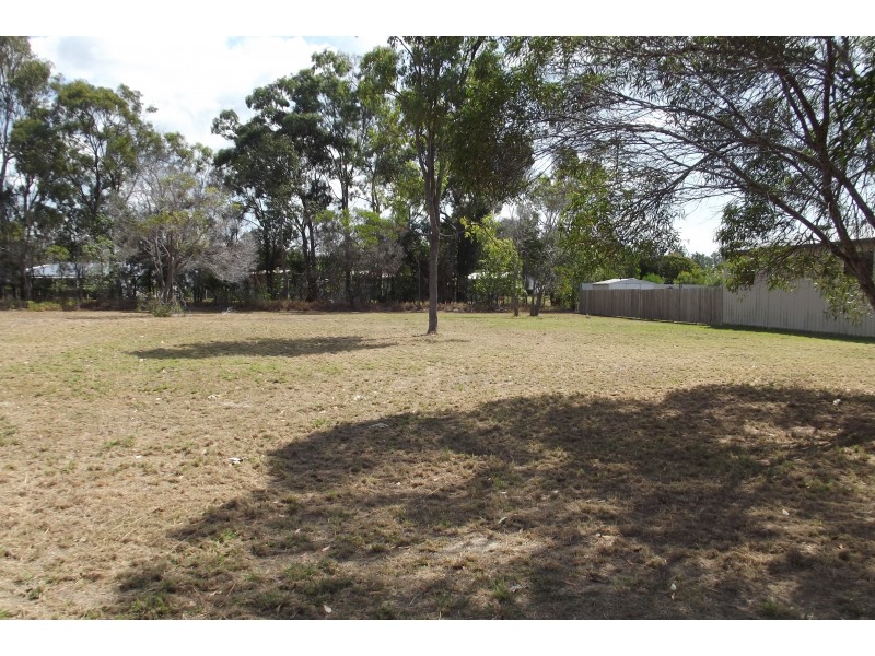 6 Burrumba Dr, Buxton QLD 4660