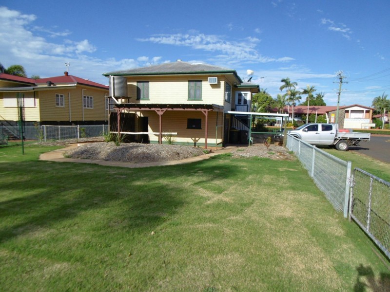 8 Ridgway Street, Childers QLD 4660