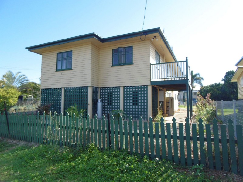 8 Ridgway Street, Childers QLD 4660