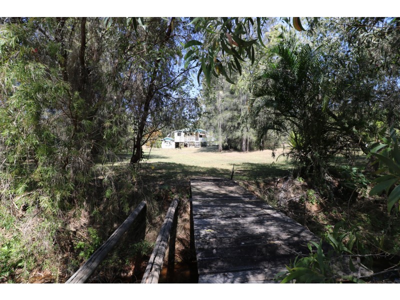 29-31 Mill St, Apple Tree Creek QLD 4660