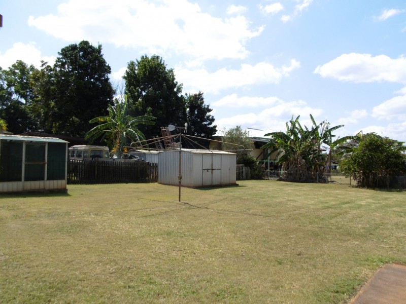 9 North St, Childers QLD 4660