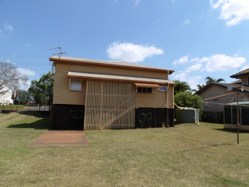 9 North St, Childers QLD 4660