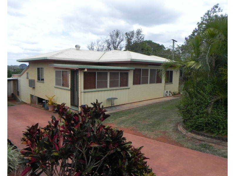 200 Churchill Street, Childers QLD 4660