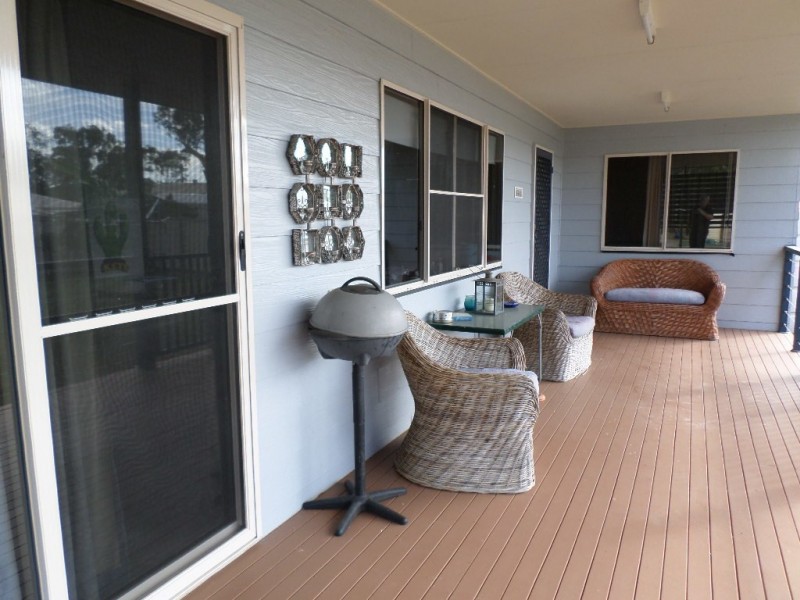 28 Powers St, Buxton QLD 4660