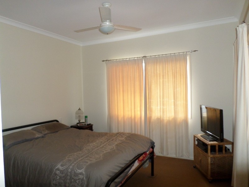 28 Powers St, Buxton QLD 4660