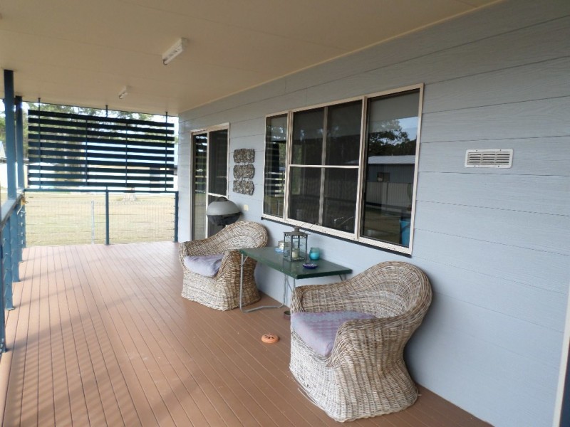 28 Powers St, Buxton QLD 4660