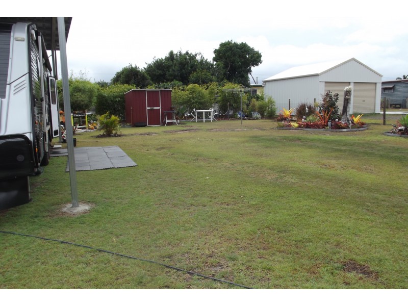 12 Hull St, Buxton QLD 4660