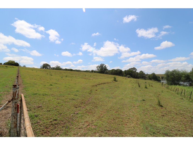 32 Wechsels Rd, Horton QLD 4660