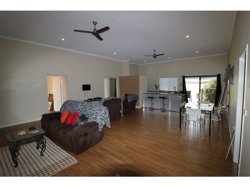 150 Station Rd, Horton QLD 4660