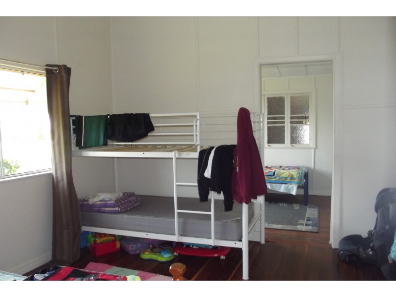 22 Churchill St, Childers QLD 4660