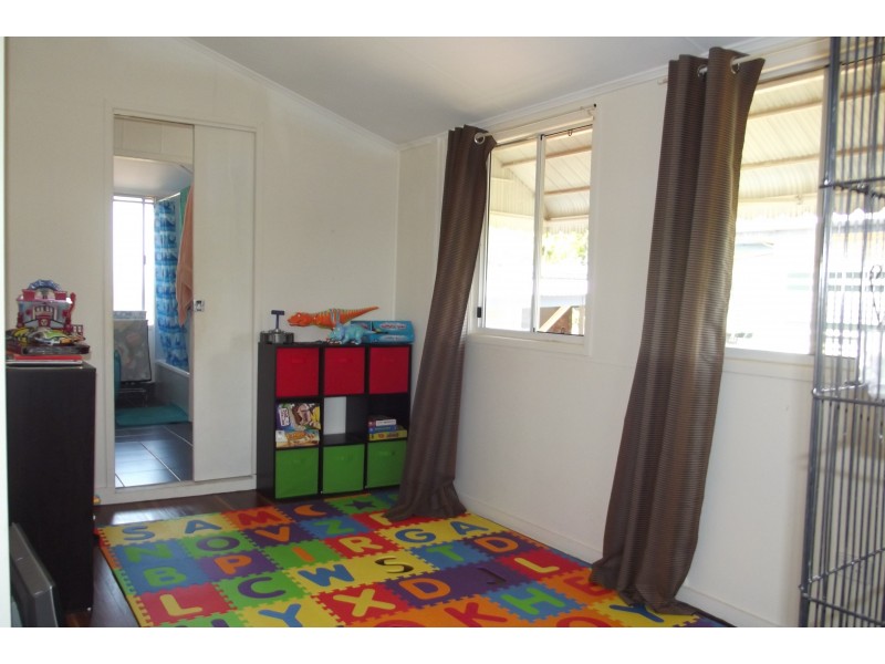 22 Churchill St, Childers QLD 4660