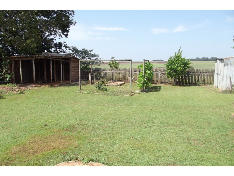 22 Churchill St, Childers QLD 4660