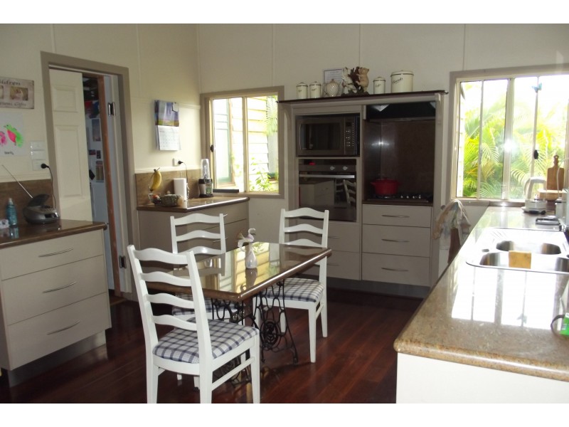 37 South Isis Rd, South Isis QLD 4660