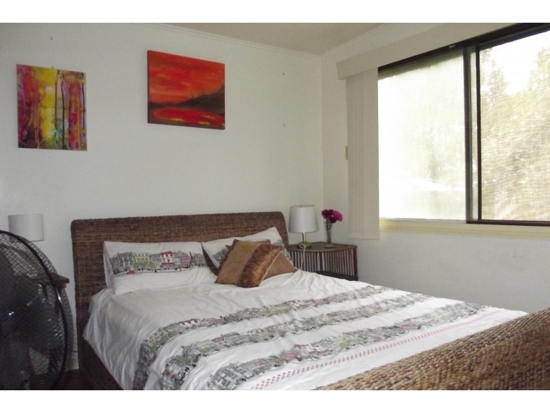 37 South Isis Rd, South Isis QLD 4660