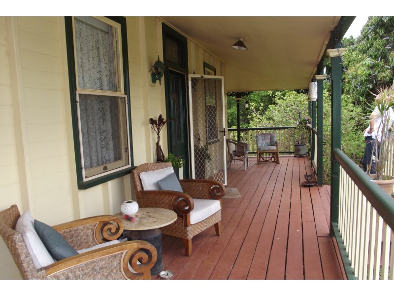 37 South Isis Rd, South Isis QLD 4660