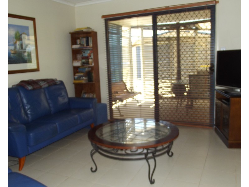 2 Hull St, Buxton QLD 4660