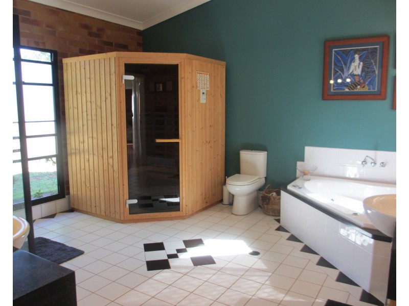 133 Cooks Rd, South Isis QLD 4660
