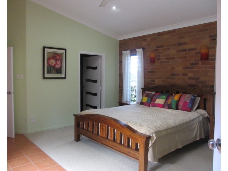 133 Cooks Rd, South Isis QLD 4660