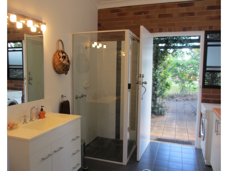 133 Cooks Rd, South Isis QLD 4660