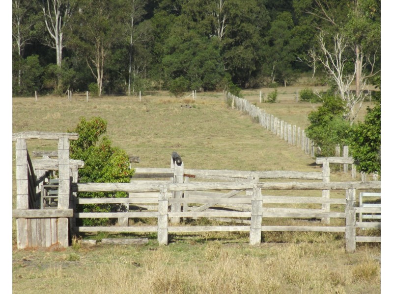 133 Cooks Rd, South Isis QLD 4660