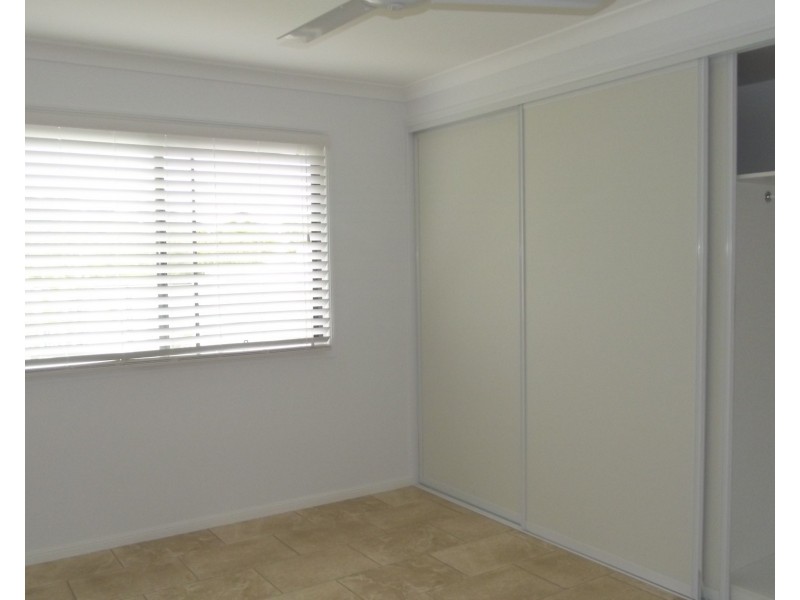 4 Burrumba Dr, Buxton QLD 4660