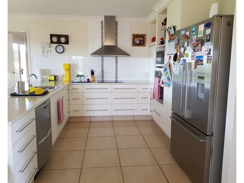 19 Sanctuary Ct, Apple Tree Creek QLD 4660