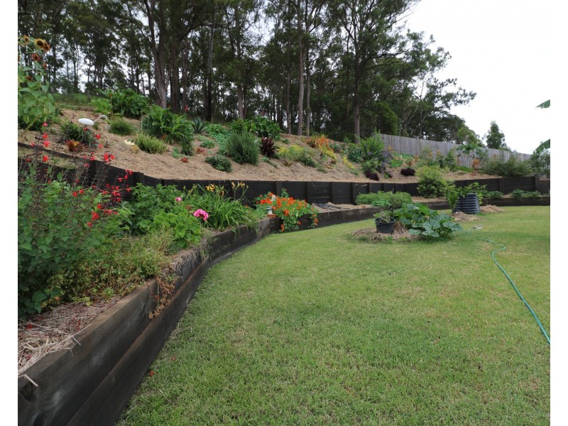 15 Atc Hall Rd, Apple Tree Creek QLD 4660