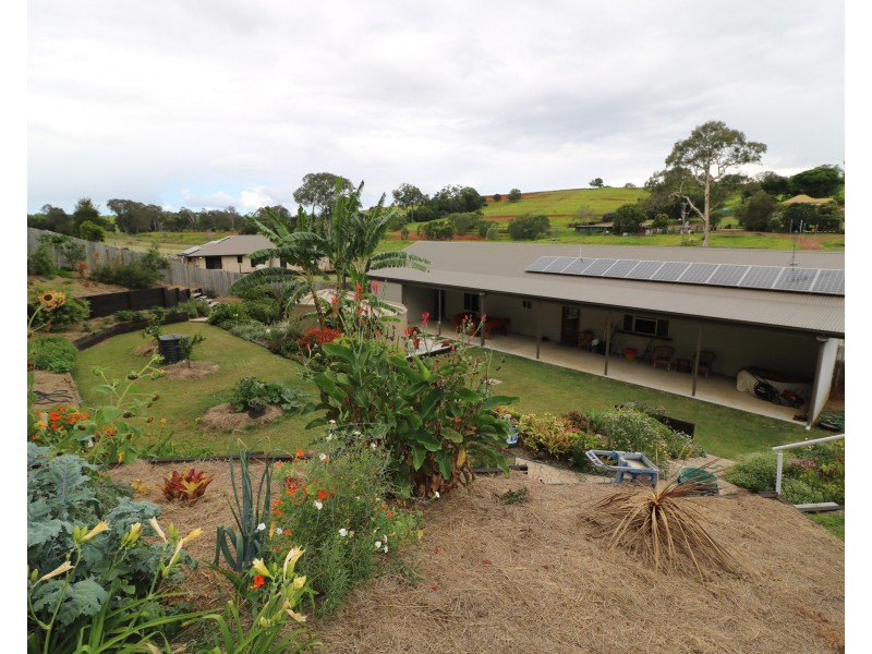 15 Atc Hall Rd, Apple Tree Creek QLD 4660