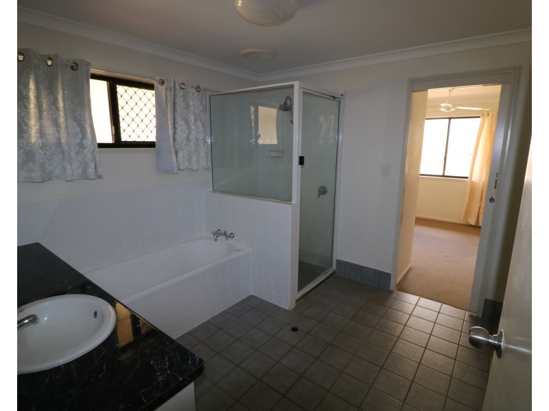 65 Thompson Rd, Childers QLD 4660