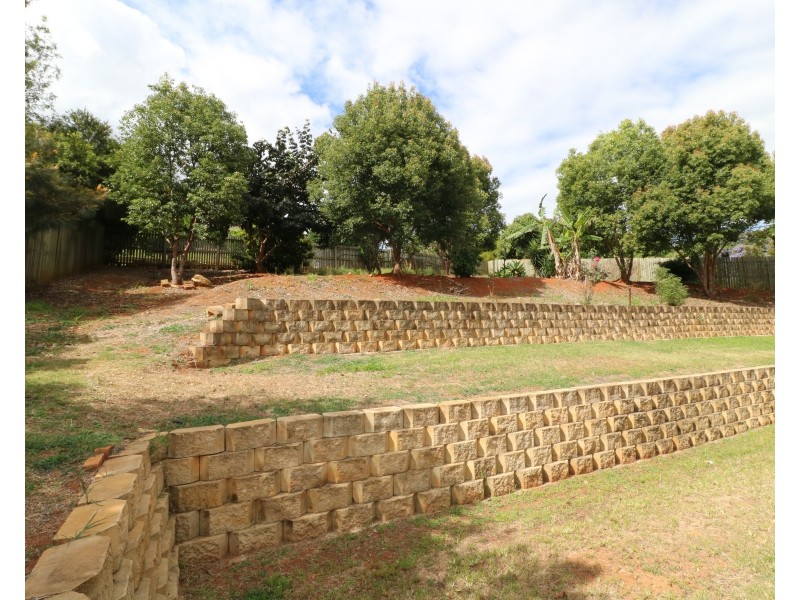 65 Thompson Rd, Childers QLD 4660