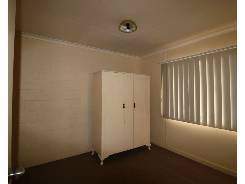 1/4 Keeley Street, Childers QLD 4660