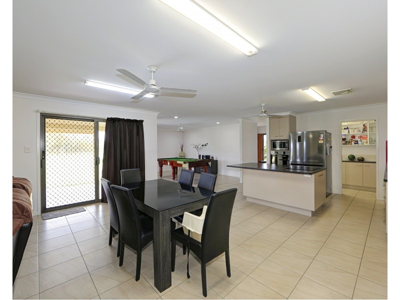 98 Fallons Rocks Road, Calavos QLD 4670