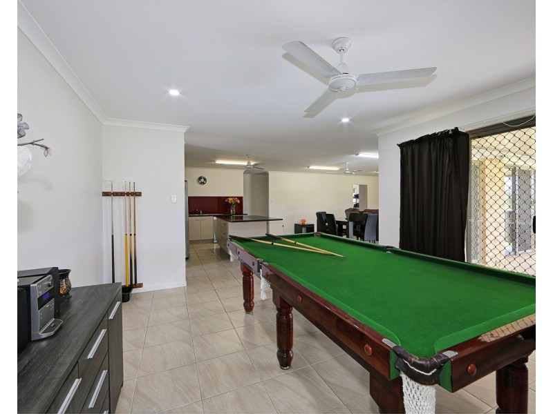 98 Fallons Rocks Road, Calavos QLD 4670