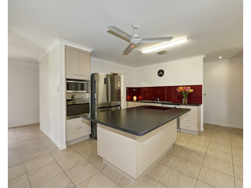 98 Fallons Rocks Road, Calavos QLD 4670