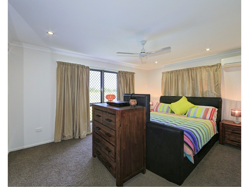 98 Fallons Rocks Road, Calavos QLD 4670