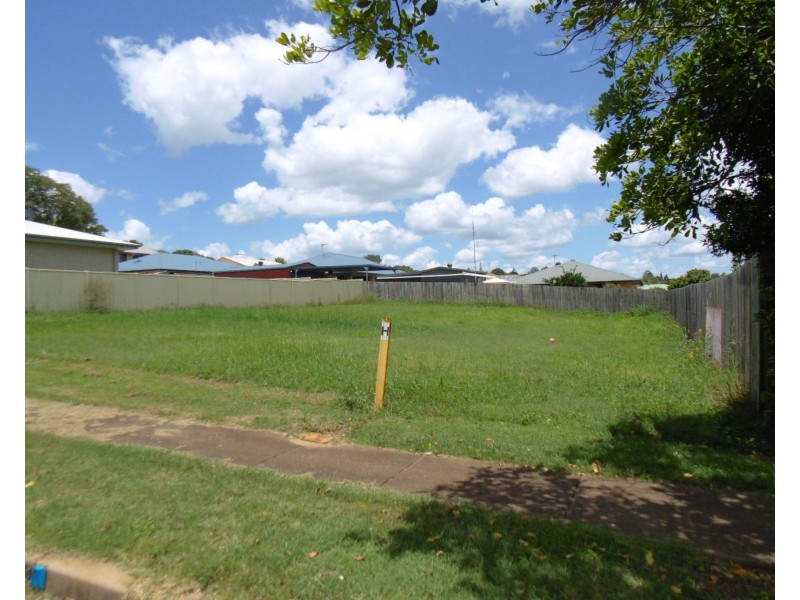 21 Taylor St, Childers QLD 4660
