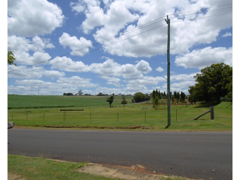 21 Taylor St, Childers QLD 4660