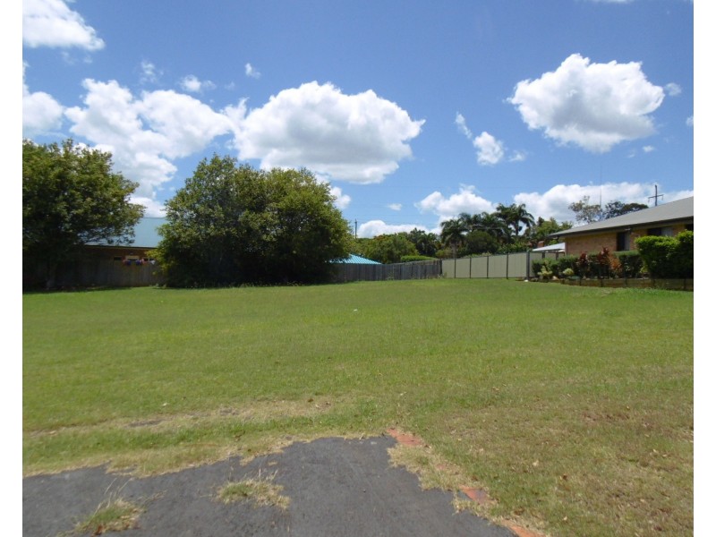 12-14 Canecutter Court, Childers QLD 4660