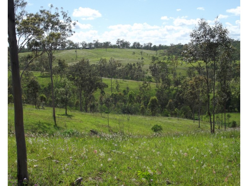 Isis Hwy, Dallarnil QLD 4621