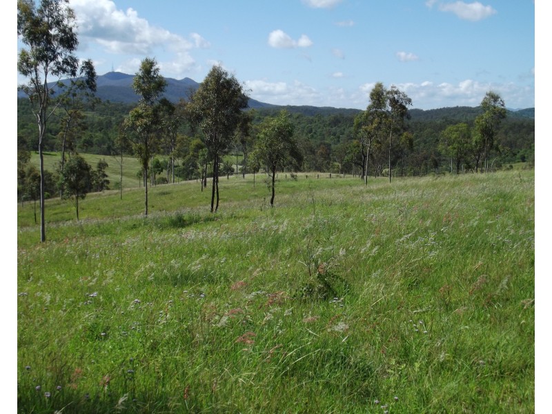 Isis Hwy, Dallarnil QLD 4621