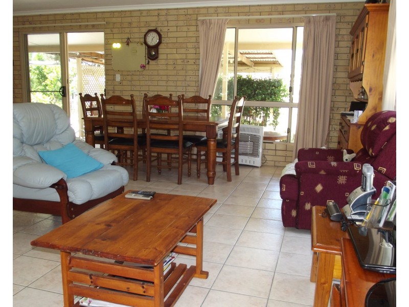 30 Gregory St, Buxton QLD 4660