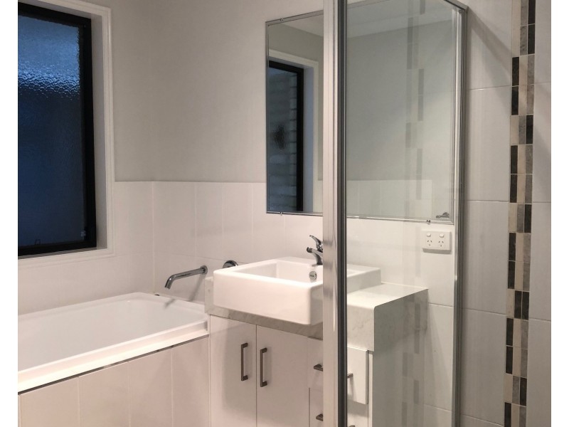 1/2A Mungomery Street, Childers QLD 4660